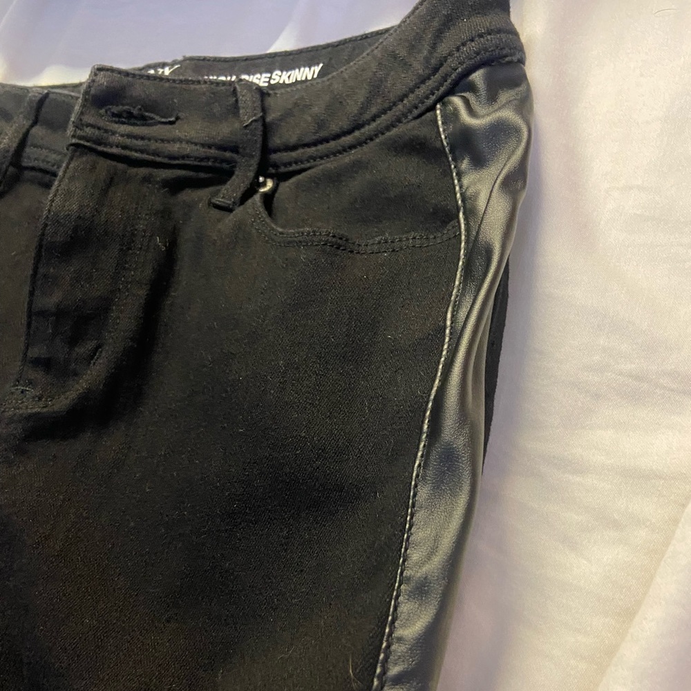 High rise skinny jeans black with black leather sides